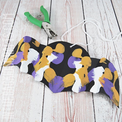 PAPER BAT CRAFT STEP 3