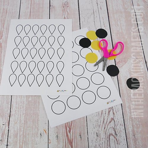 bee hive craft for kids step 2