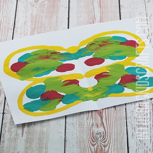 BUTTERFLY CRAFT FOR KIDS STEP 2