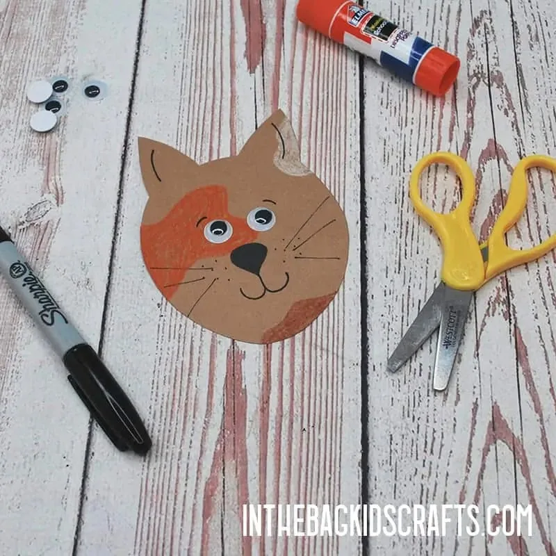 PAPER CAT CRAFT STEP 4