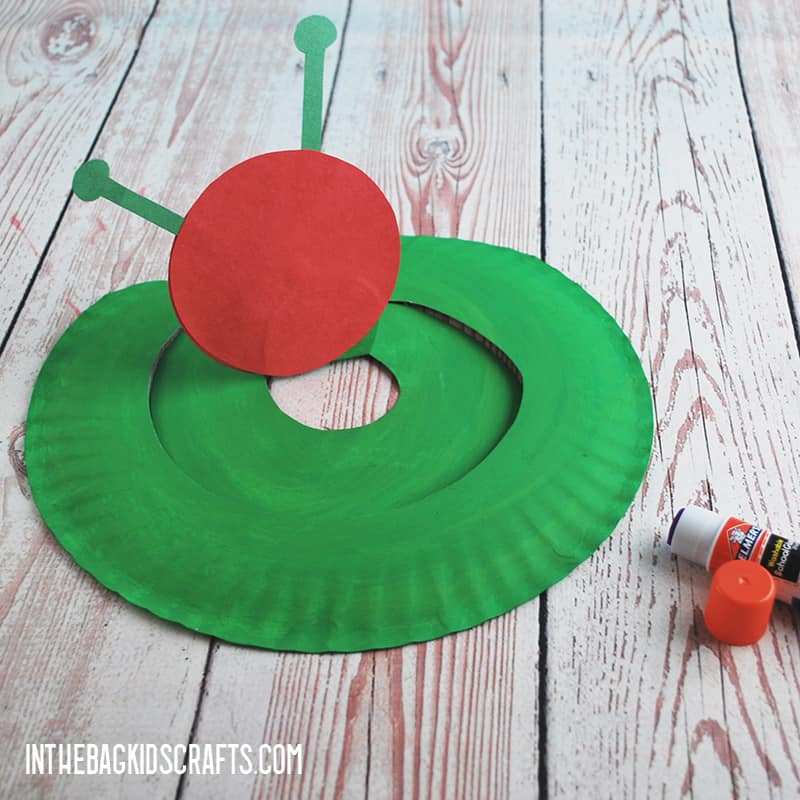 CATERPILLAR PAPER CRAFT STEP 4