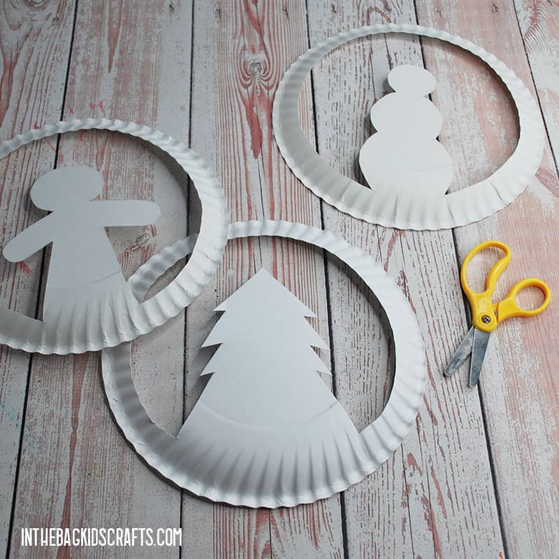 HOW TO MAKE CHRISTMAS HATS STEP 1