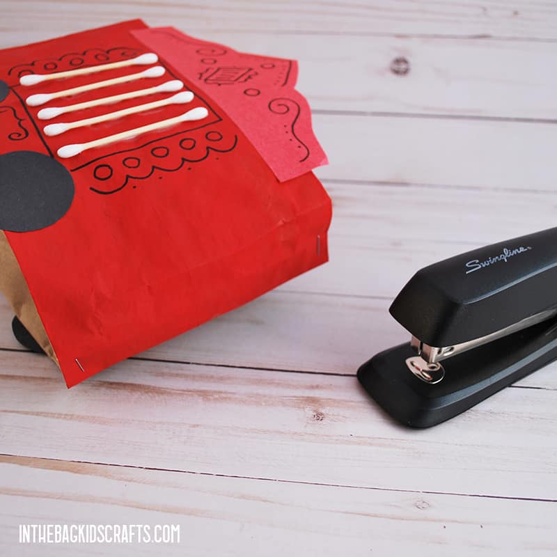 CIRCUS TRAIN CRAFT STEP 7B