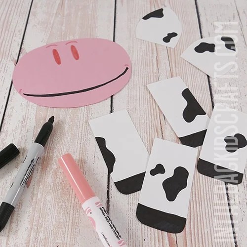PAPER PLATE COW CRAFT FOR KIDS STEP 3