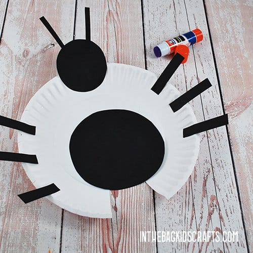 PRESCHOOL VALENTINE CRAFT STEP 2