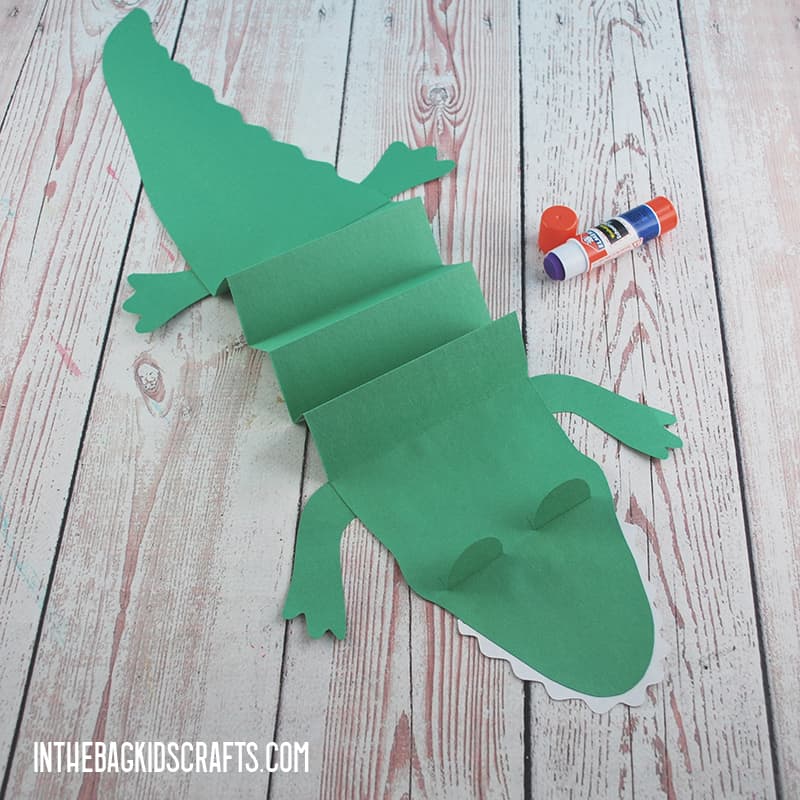 CROCODILE CRAFT STEP 3