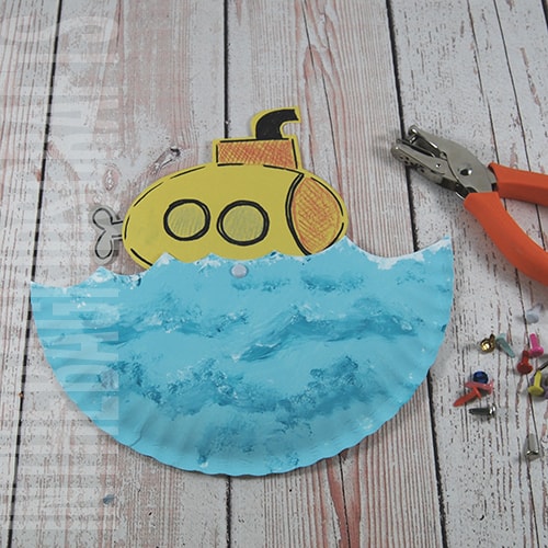 easy sub craft for kids step 5