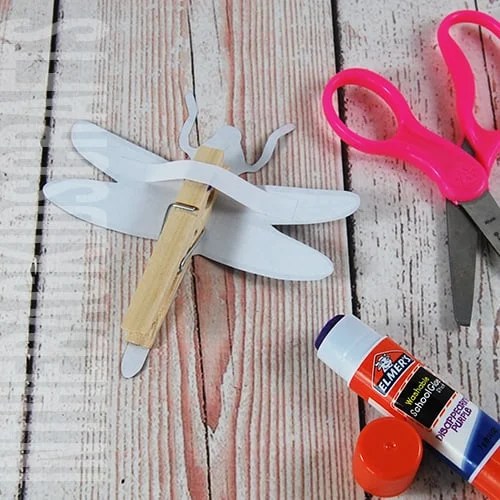 Dragonfly Craft Step 3