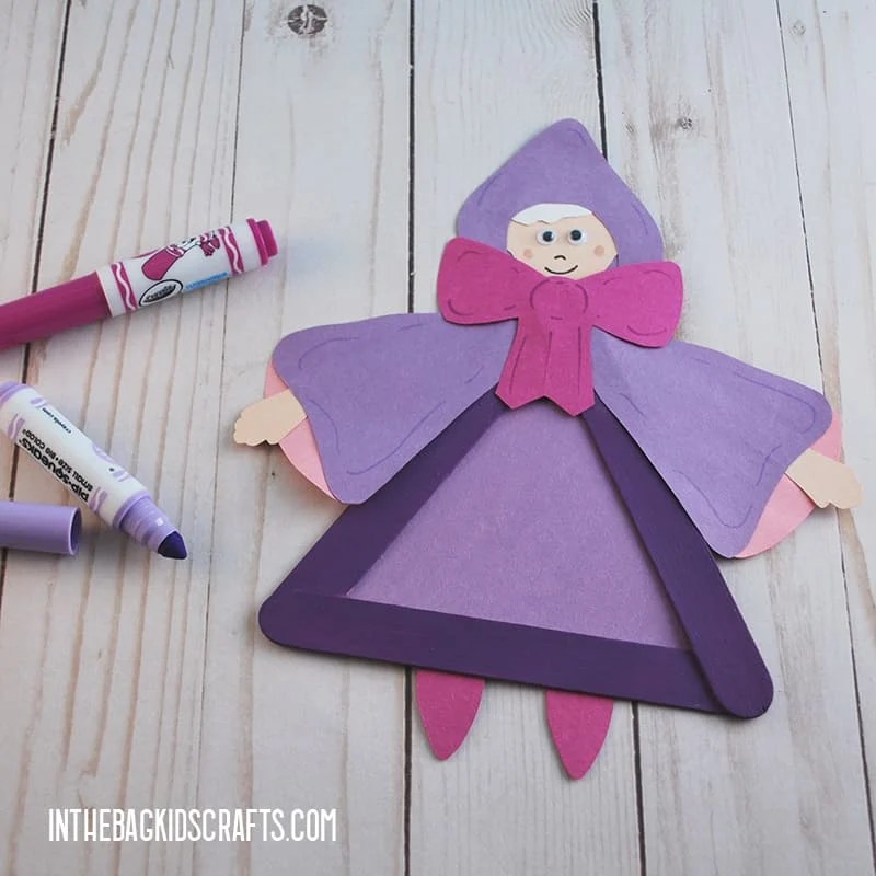 This Cinderella Fairy Godmother Craft is part of a larger fairy tale craft collection. Each one comes with a free printable template. Make them all and tell stories or put on a puppet show.