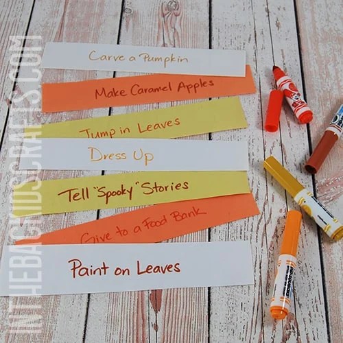 FALL ACTIVITIES PAPER CHAIN STEP 2