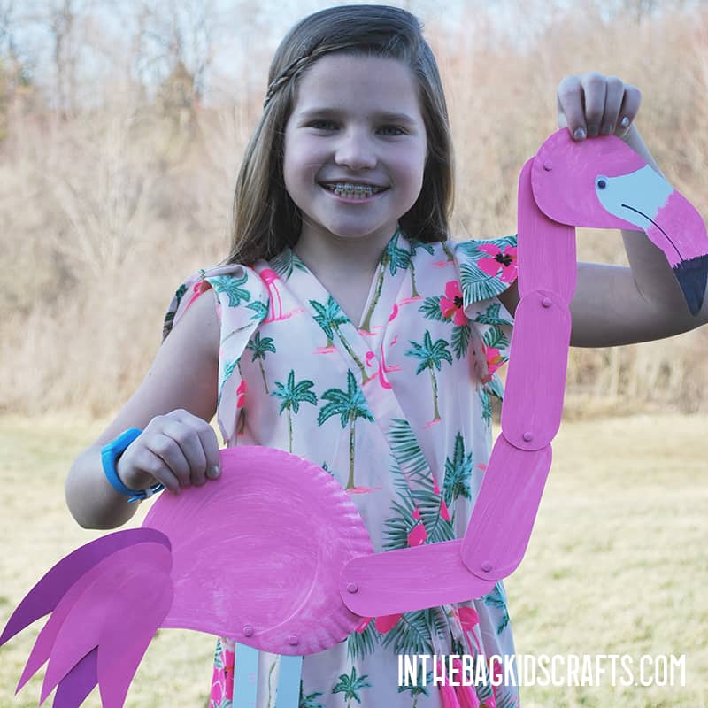 FLAMINGO PAPER PLATE CRAFT FOR KIDS