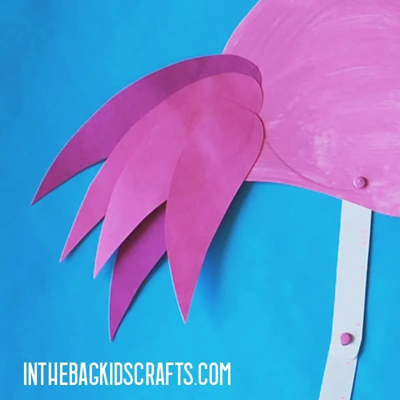 FLAMINGO PAPER PLATE CRAFT FOR KIDS STEP 11