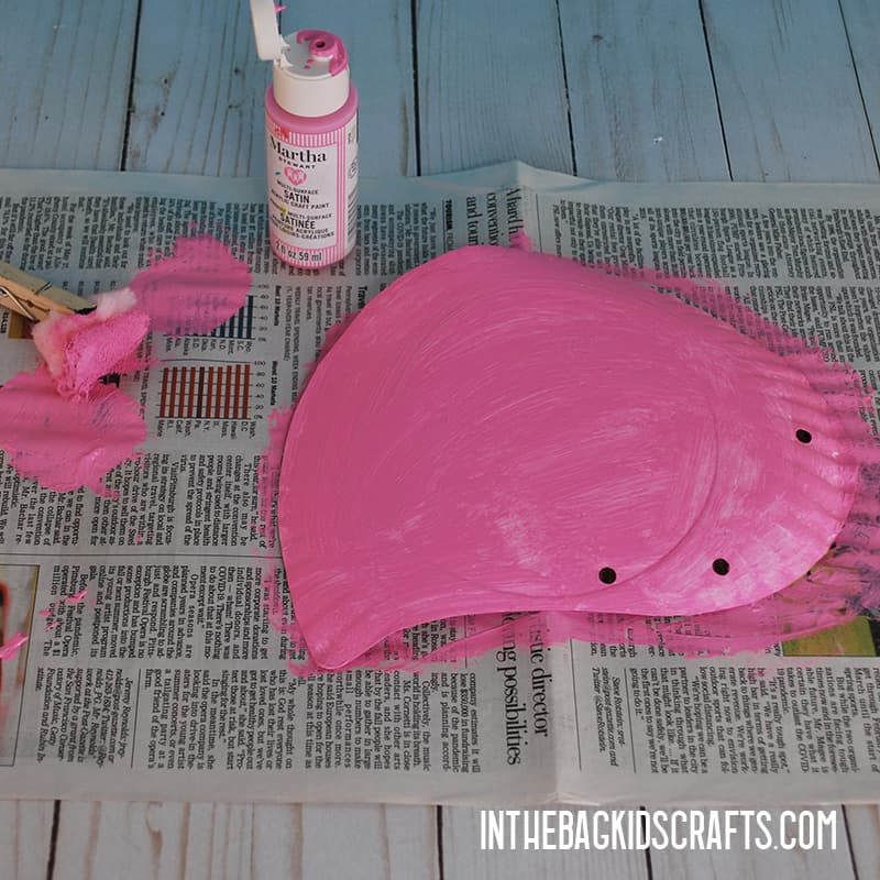 FLAMINGO PAPER PLATE CRAFT STEP 3