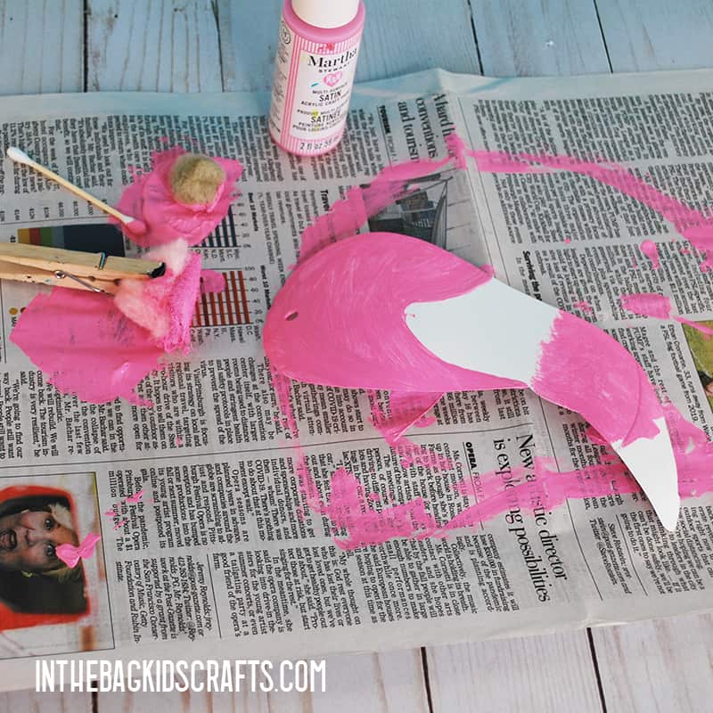 FLAMINGO PAPER PLATE CRAFT STEP 5