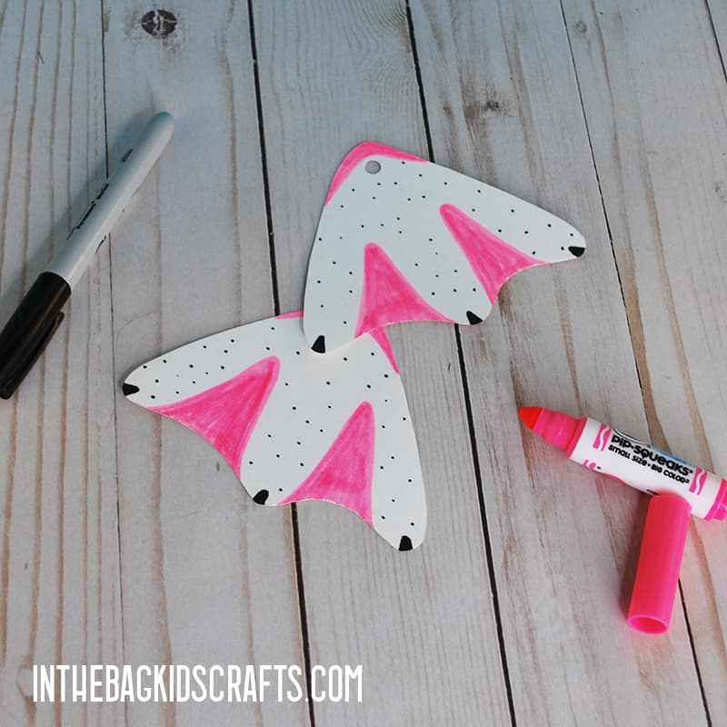 FLAMINGO PAPER PLATE CRAFT STEP 8