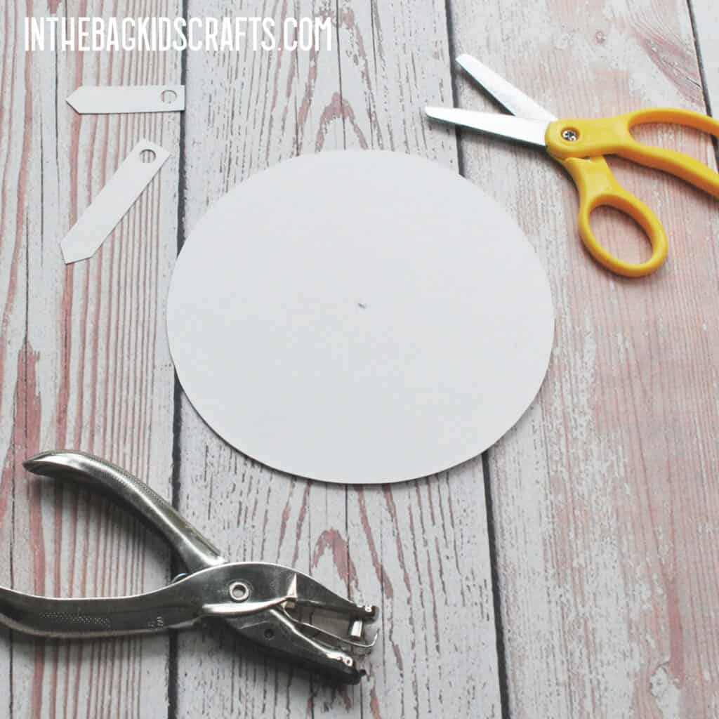 EASY TELLING TIME CRAFT STEP 3
