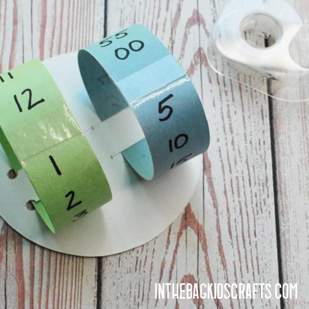EASY TELLING TIME CRAFT STEP 2