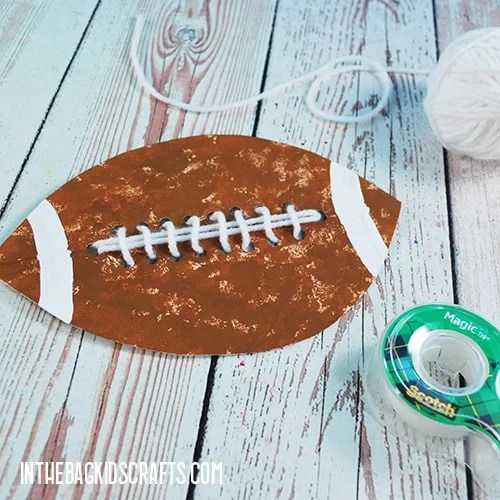 PAPER PLATE FOOTBALL CRAFT STEP 5