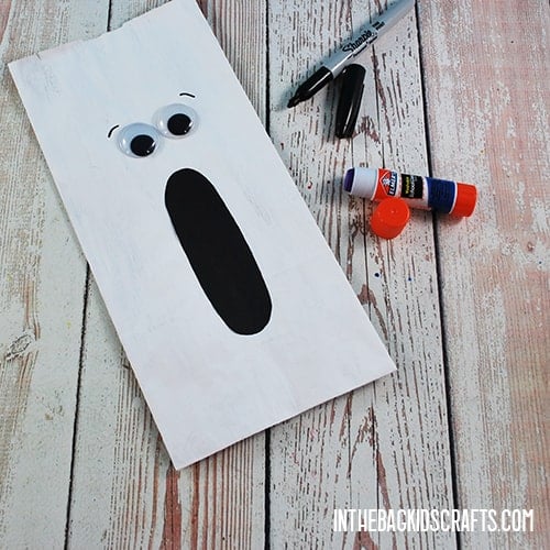 HALLOWEEN ACTIVITY GHOST CRAFT STEP 3