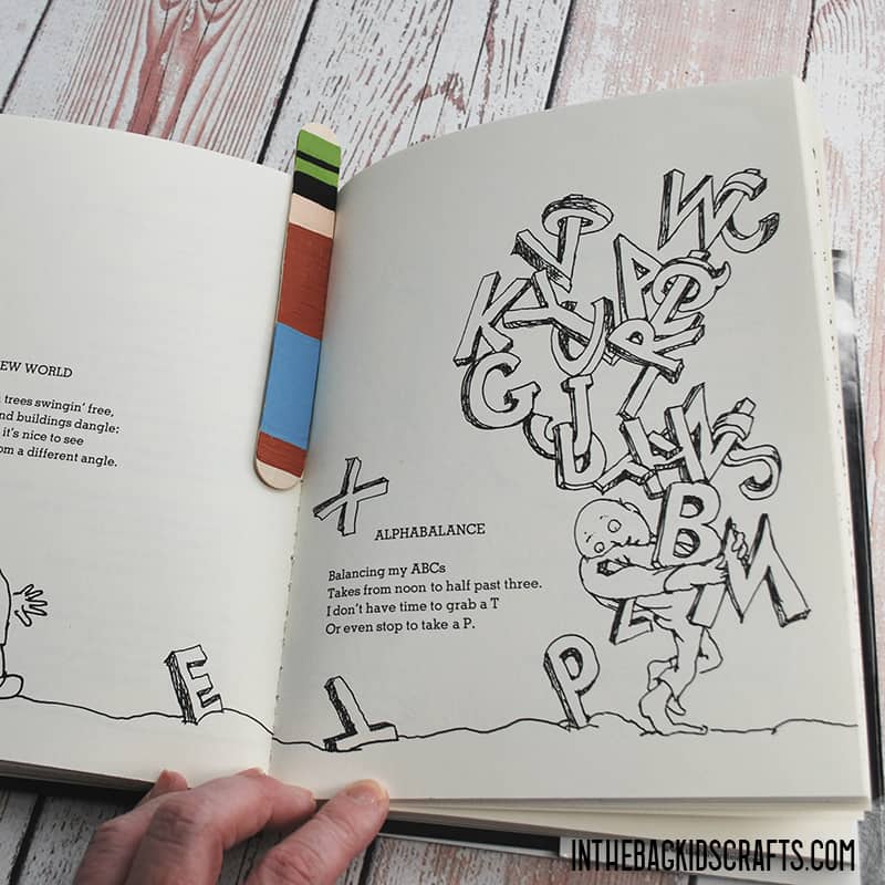 DISNEY POPSICLE STICK BOOKMARKS GOOFY IN BOOK 