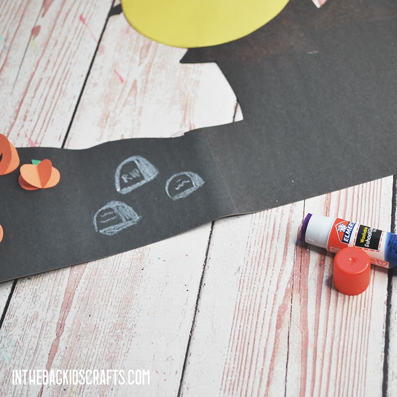 GLUING TOGETHER THE HAUNTED HOUSE CRAFT PROJECT 