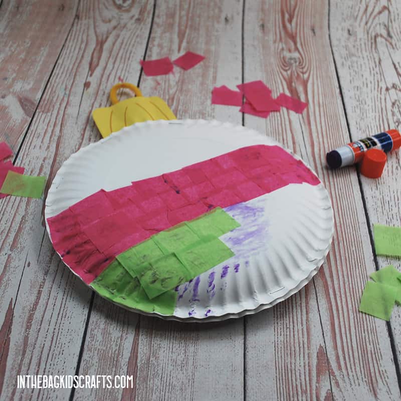 PRESCHOOL CHRISTMAS CRAFTS STEP 5