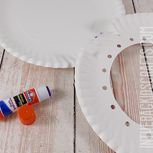 PAPER PLATE PANDA CRAFT STEP 2