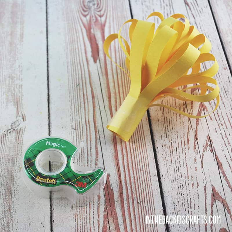 VERY EASY PAPER FLOWERS STEP 2B