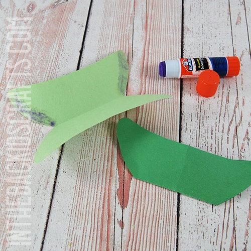 PEAS IN A POD CRAFT STEP 2