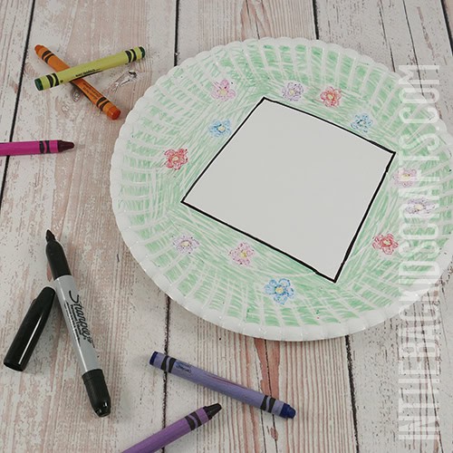 picnic craft for toddlers step 1