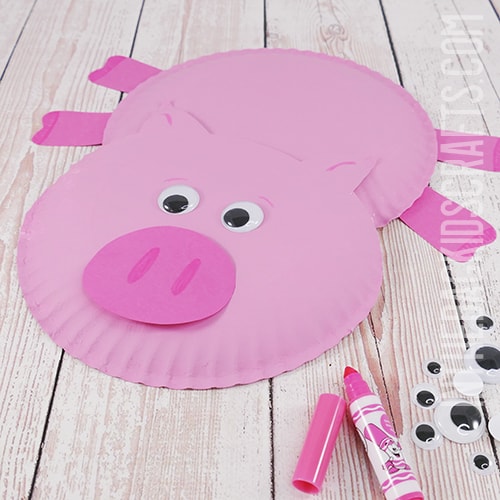 PAPER PLATE PIG CRAFT STEP 6