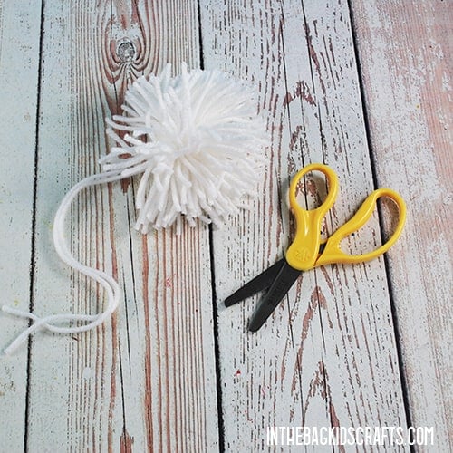 making a pompom