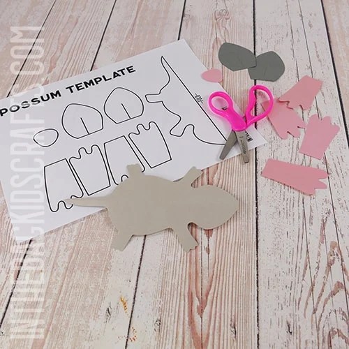PAPER PLATE POSSUM CRAFT STEP 2