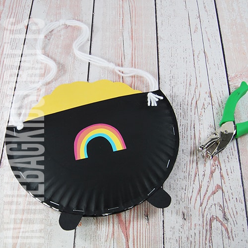 St. Patricks Day Pot of Gold Craft for Kids 