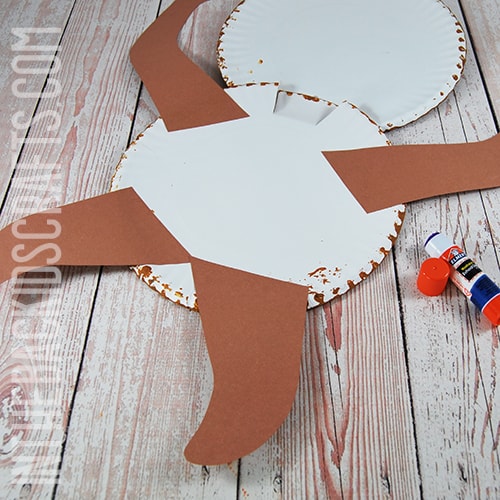 PAPER PLATE SLOTH CRAFT SETP 4