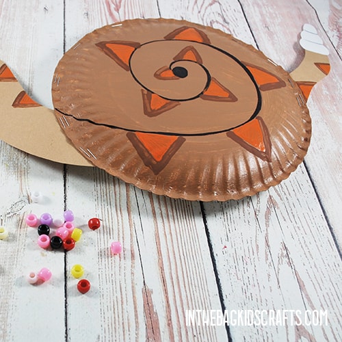 PAPER PLATE SNAKE CRAFT STEP 8A