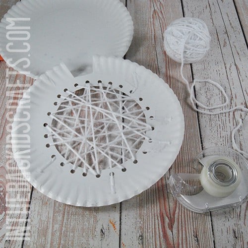 paper plate snowman craft for kids step 4
