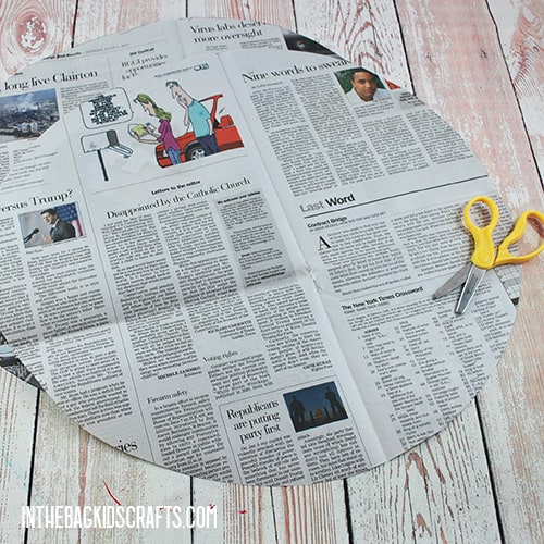 SOCCER BALL CRAFT STEP 1
