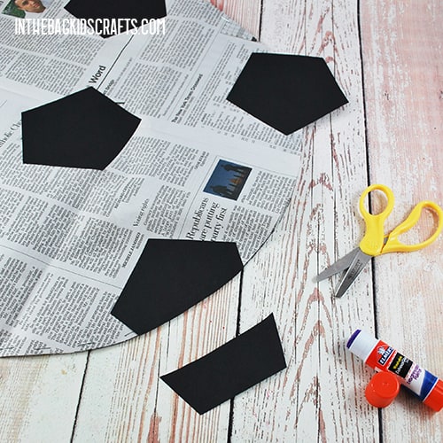SOCCER BALL CRAFT STEP 4