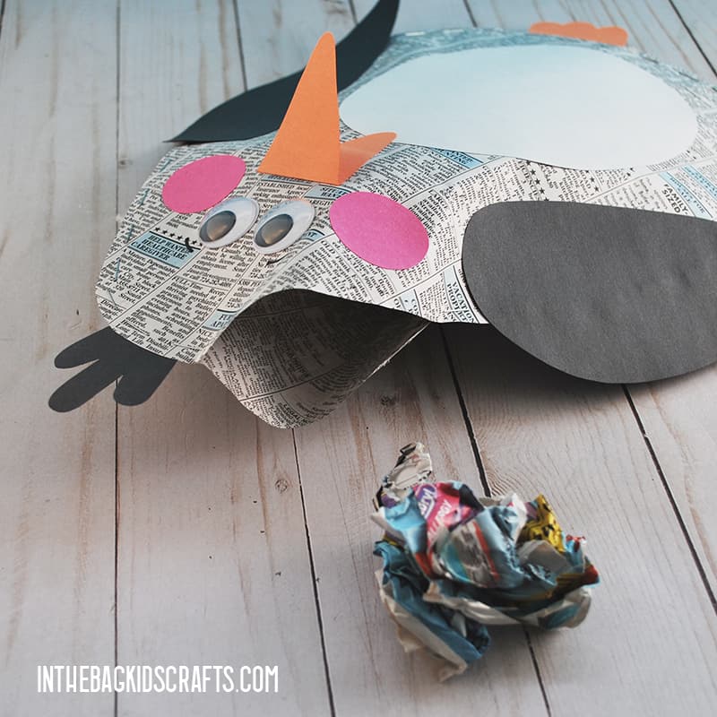 EASY PENGUIN CRAFT STEP 5