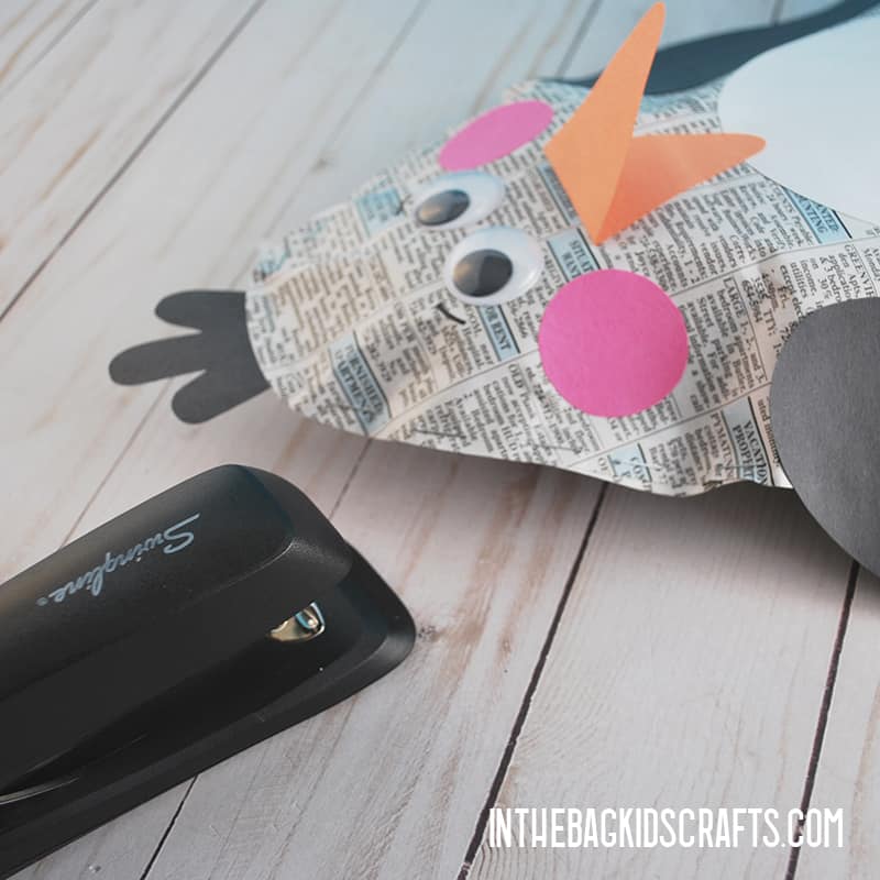 EASY PENGUIN CRAFT STEP 6