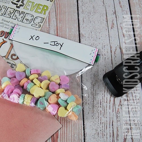 How to Make Valentine treat bags step 3