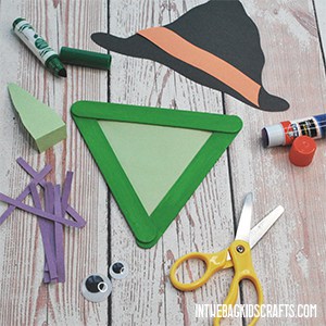 HALLOWEEN MONSTER ARTS AND CRAFTS WITCH STEP 2