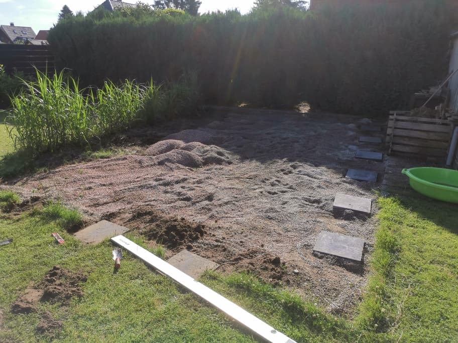 Pool Untergrund vorbereiten