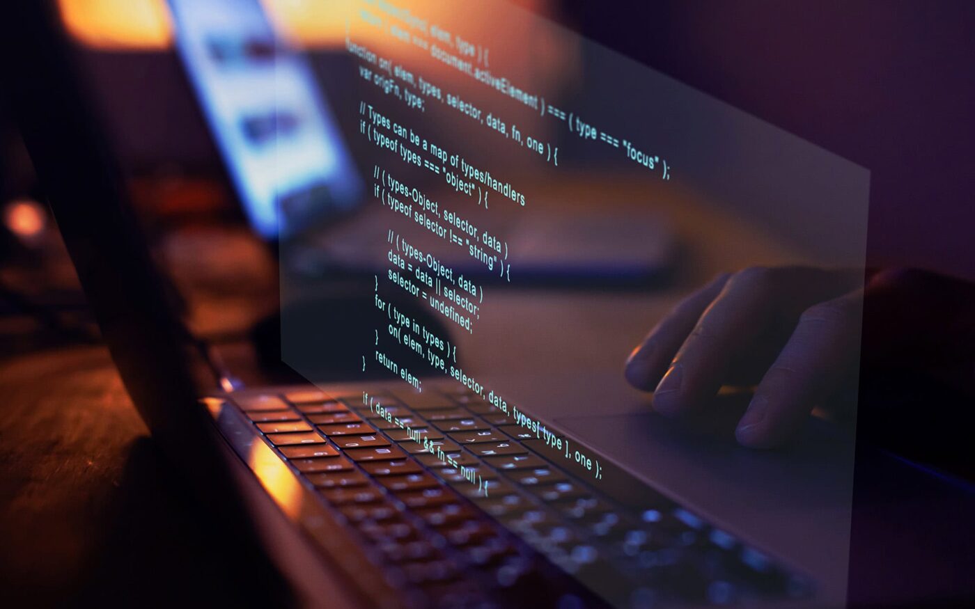 Comparison of custom software development and system integration processes.