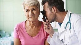 Visita otorino come si svolge