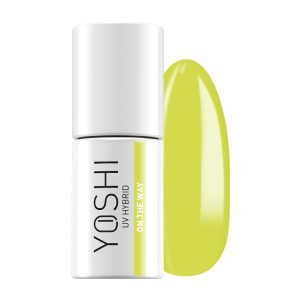 Yoshi UV Hybrid nagellak in frisse limegroene kleur, perfect voor langdurige nagellook.
