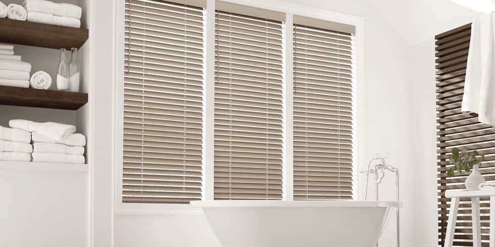 EverWood Alternative Wood Blinds Color: Almondine
