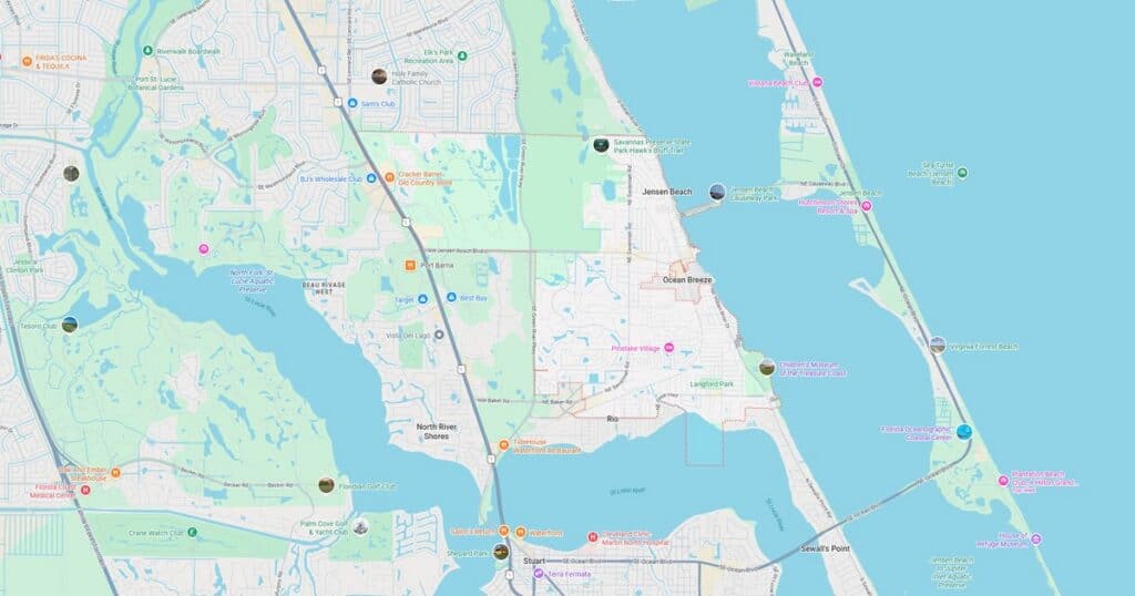 Detailed map of Miami Beach highlighting key landmarks, streets, parks, and public transportation routes for visitors and residents.