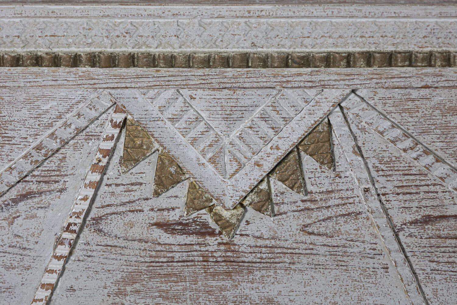 19th Century Swedish Gustavian Sofa Circa 1820 - JAA